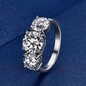 Beautiful 3 Stone Anniversary GRA Certified 2.00ctw Moissanite Diamond Ring